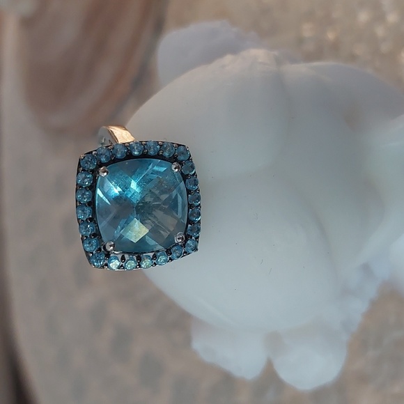 Sterling silver blue topaz ring - Picture 2 of 4